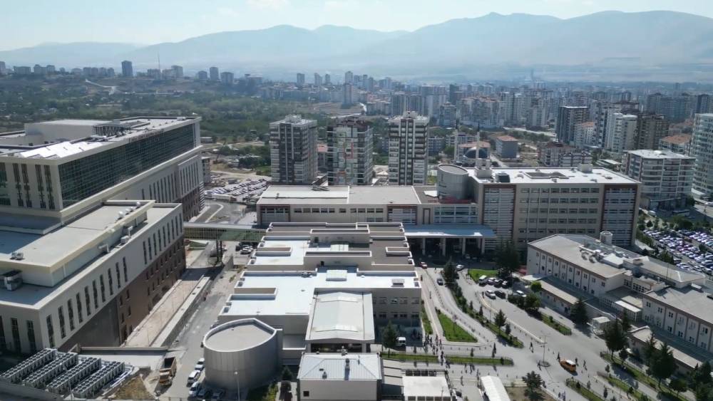 Niğde&rsquo;de sağlıkta b&uuml;y&uuml;k d&ouml;n&uuml;ş&uuml;m
