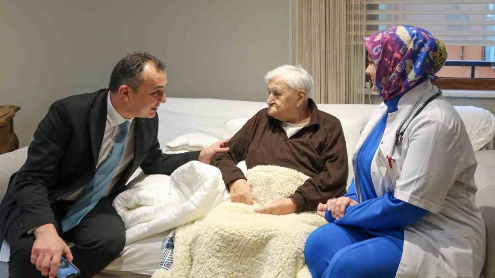 Samsun&rsquo;da son 3 yılda 230 bin hastaya evde sağlık hizmeti
