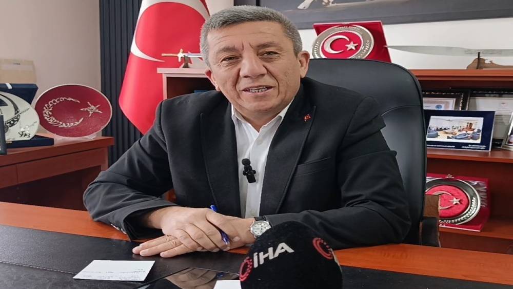 Kırşehir&rsquo;de &ccedil;ift&ccedil;inin y&uuml;z&uuml; yağışlarla g&uuml;ld&uuml;
