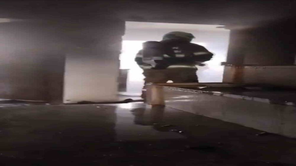 Mardin&rsquo;de m&uuml;stakil evde &ccedil;ıkan yangın s&ouml;nd&uuml;r&uuml;ld&uuml;
