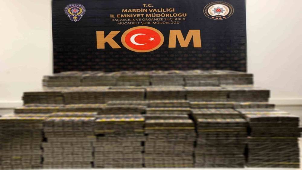Mardin&rsquo;de 11 bin 780 paket ka&ccedil;ak sigara ele ge&ccedil;irildi

