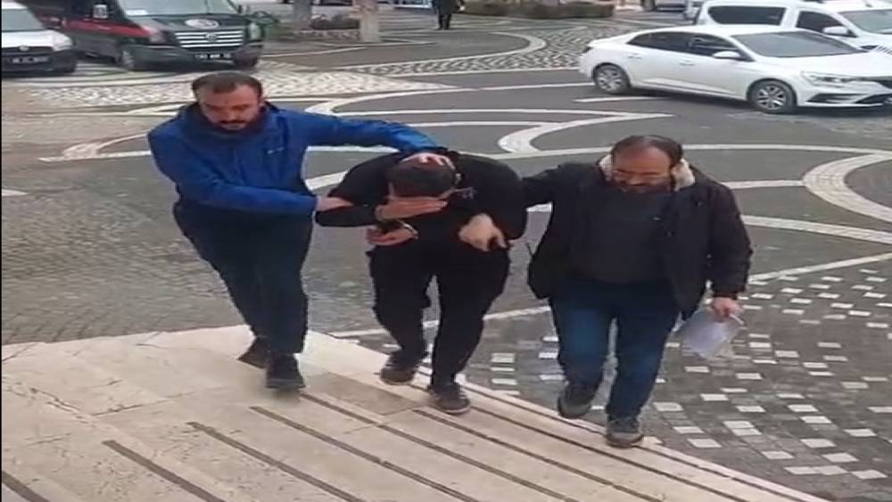 Motosiklet &ccedil;alan hırsızdan "kendimin sandım" savunması
