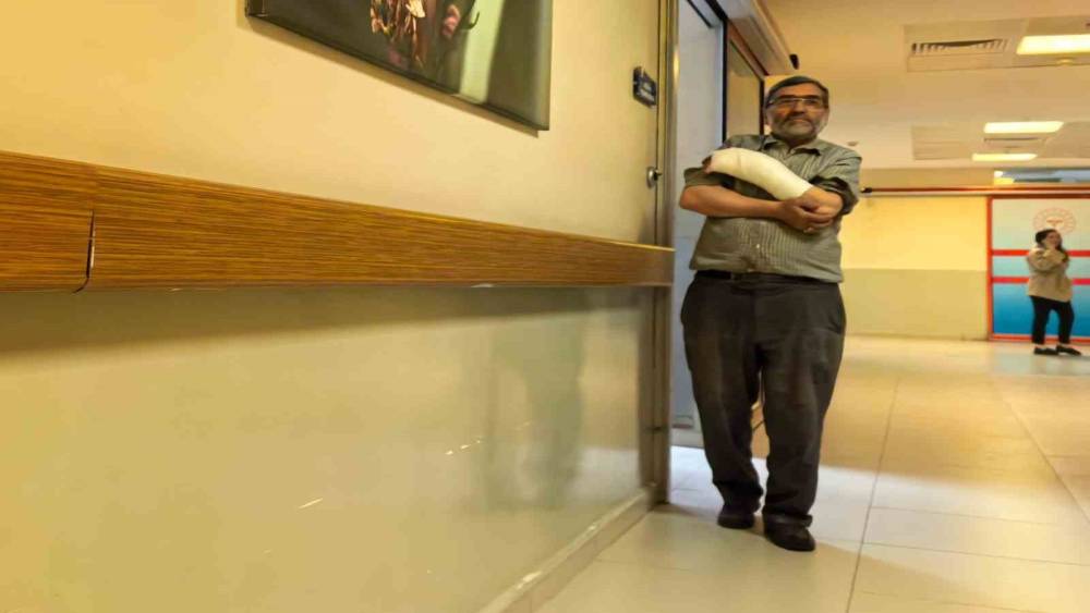 Bursa&rsquo;da elini makineye kaptıran iş yeri sahibi yaralandı
