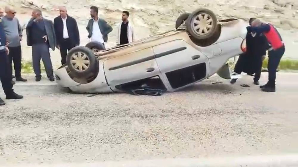 Kontrolden &ccedil;ıkan otomobil takla attı: 1 yaralı
