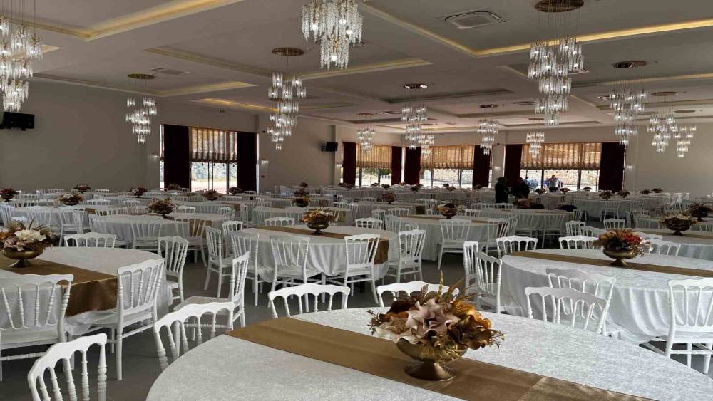 Babadağ Belediyesi Sosyal Tesisleri hizmete a&ccedil;ıldı
