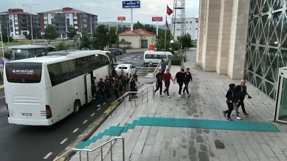 Kars&rsquo;ta sahte iş tuzağına siber darbe: 21 tutuklama
