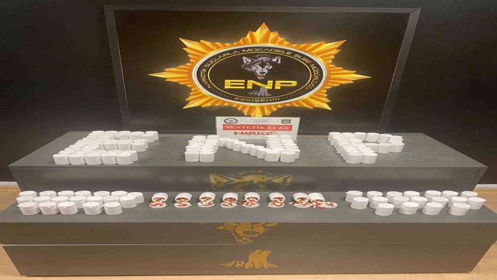 Eskişehir&rsquo;de 8 bin 67 sentetik ecza hap ele ge&ccedil;irildi
