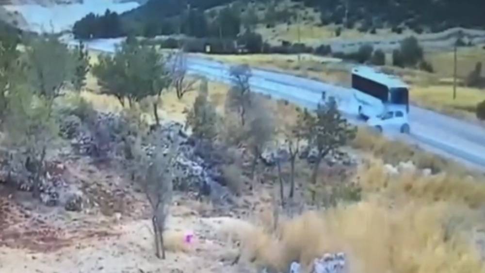 Gaziantep&rsquo;te 7 kişinin hayatını kaybettiği kaza kamerada
