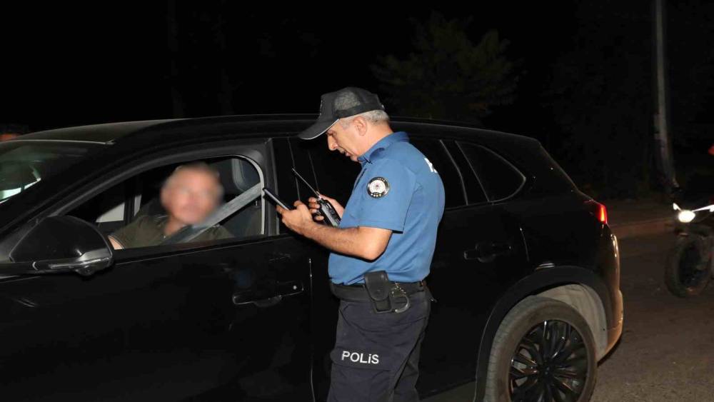 Antalya&rsquo;da bir haftada bin 774 kişi yakalandı, 179&rsquo;u tutuklandı
