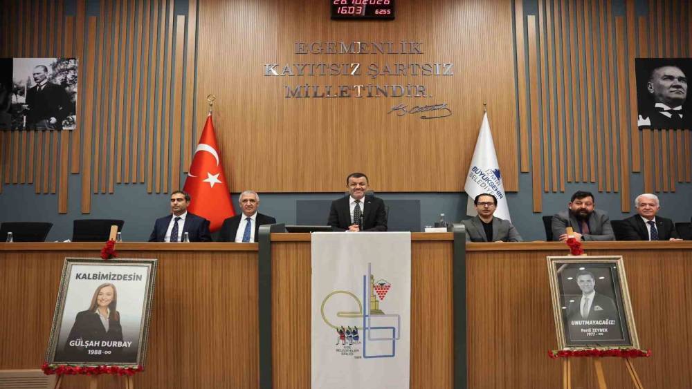 Ege Belediyeler Birliği İzmir&rsquo;de toplandı
