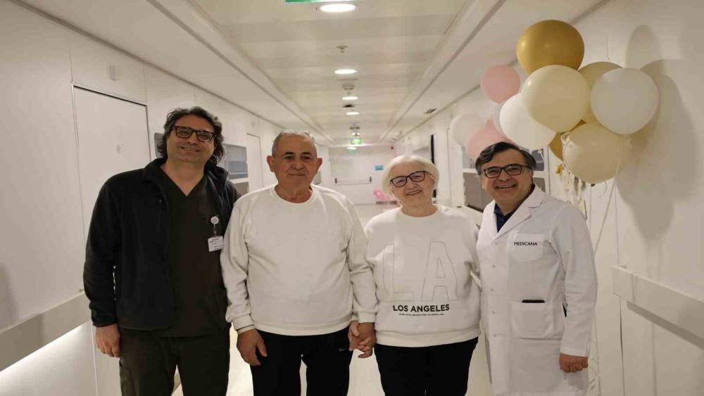 El ele gelip 24 saatte ayağa kalktılar
