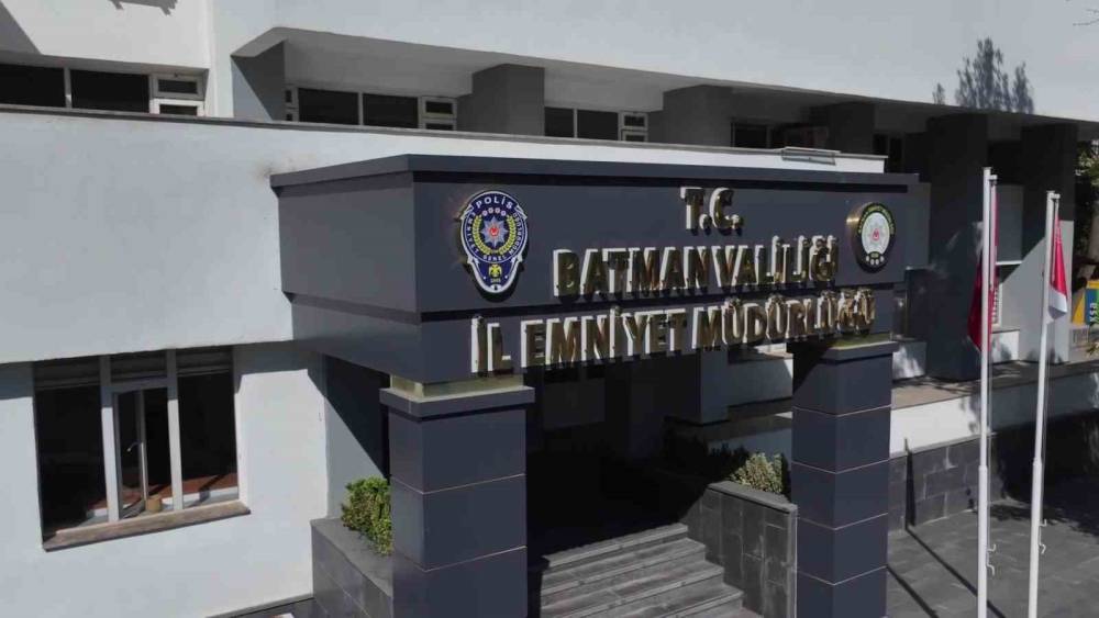 Batman&rsquo;da kuyumcu soygunu yalanıyla vurgun: 2 dolandırıcı yakalandı
