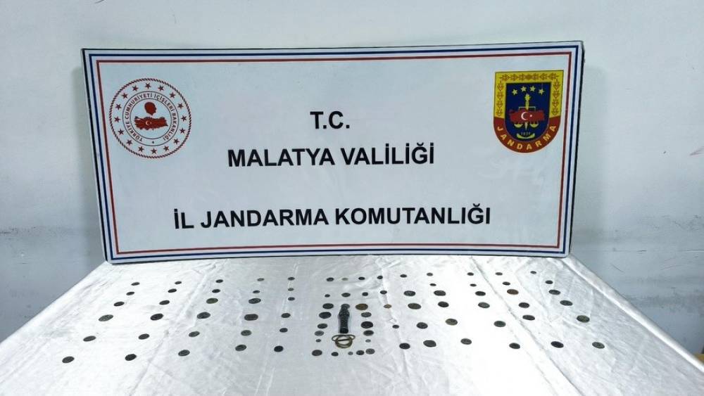 Malatya&rsquo;da tarihi eser operasyonu
