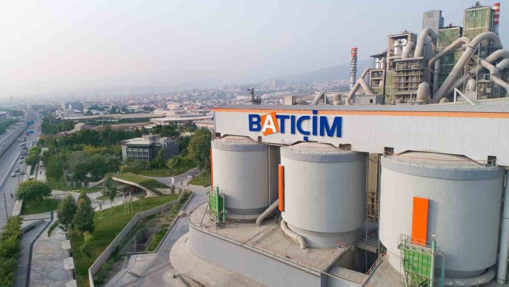 Batı&ccedil;im&rsquo;in &ccedil;atısı altında stratejik birleşme

