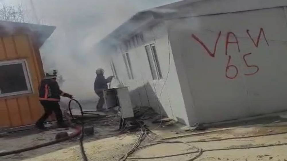 Malatya&rsquo;da şantiyede korkutan yangın
