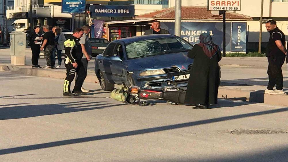 Otomobil ile motosiklet &ccedil;arpıştı: 1 yaralı
