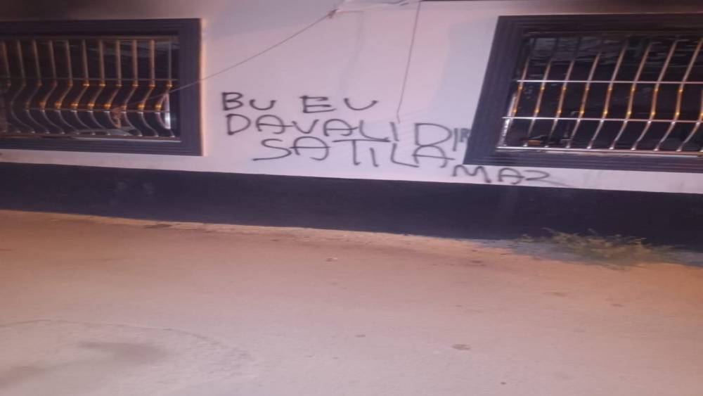 Trafikte başlayan tartışmayla şehit ailesine musallat oldular: G&ouml;&ccedil; eden aileden 100 deve diyet istediler
