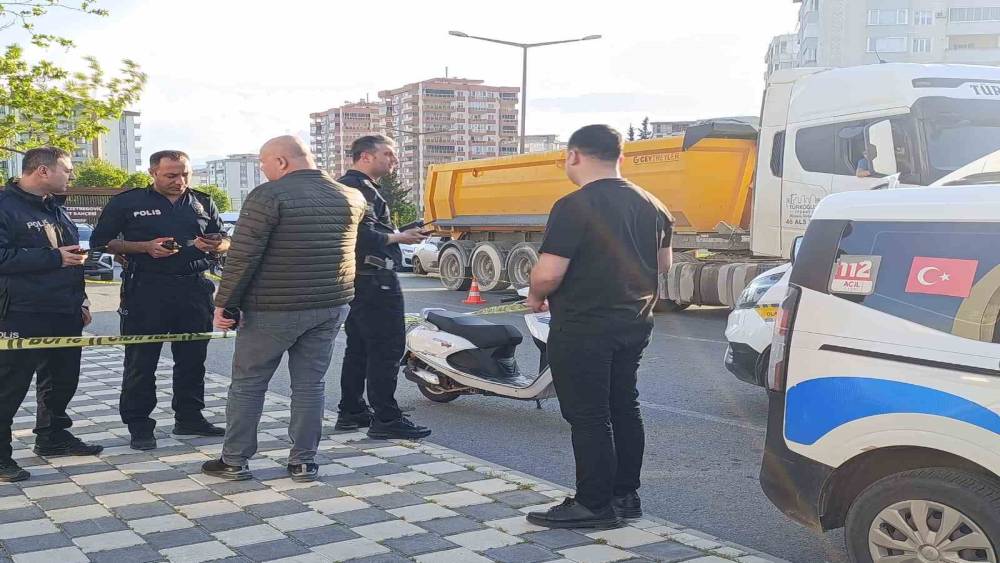 Husumetlisine ateş a&ccedil;tı, yoldan ge&ccedil;en iki &ccedil;ocuk yaralandı
