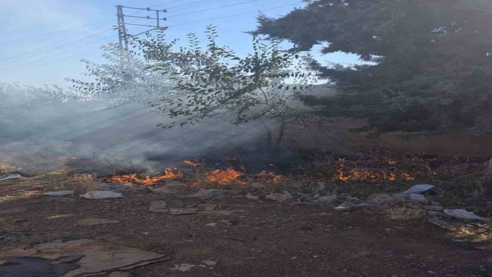 Hassa&rsquo;da bah&ccedil;e yangını
