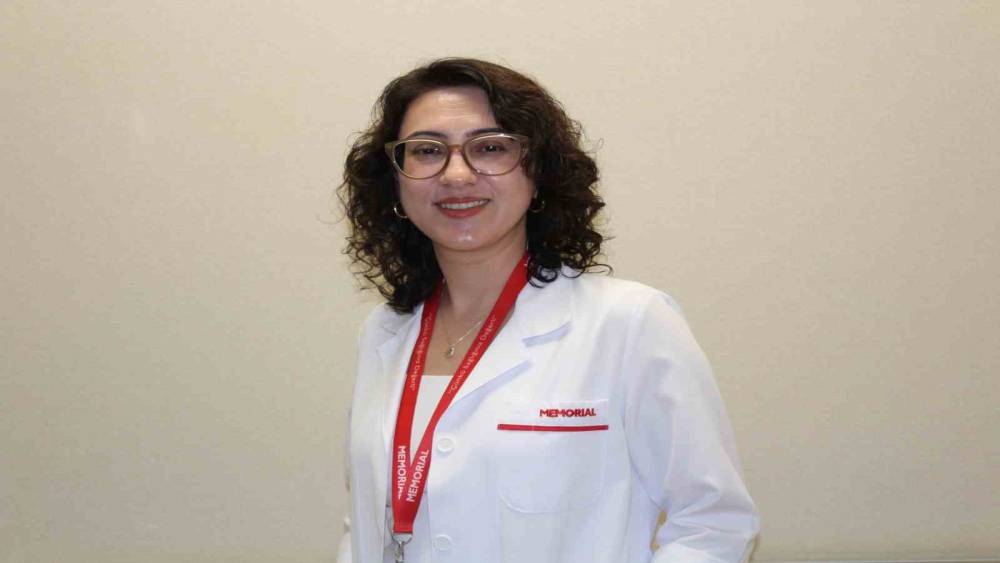 Uzm. Dr. İrem &Ouml;z&ccedil;elik: "Sıcak &ccedil;arpması b&ouml;brek yetmezliği, beyin hasarı ve hatta &ouml;l&uuml;me yol a&ccedil;abilir"
