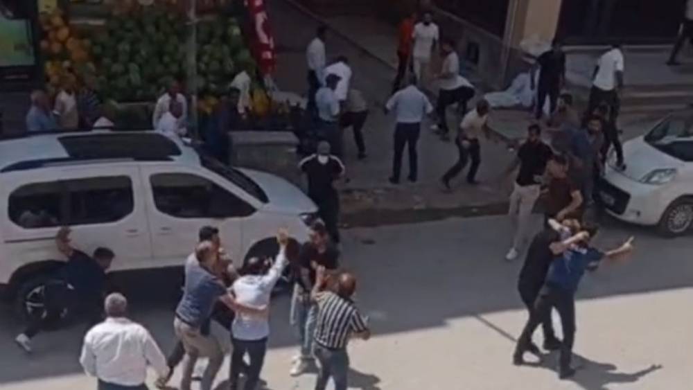 Van&rsquo;da 1 kişinin hayatını kaybettiği kavgayla ilgili 17 ş&uuml;pheli tutuklandı
