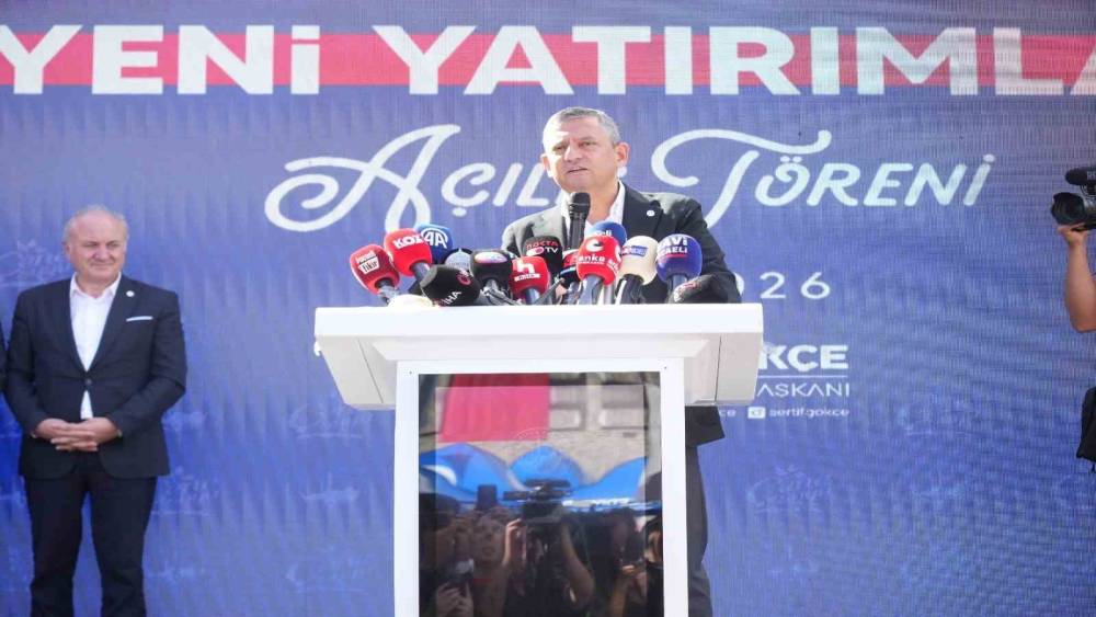&Ouml;zg&uuml;r &Ouml;zel: "Biz bu milletin &ouml;n&uuml;nde soruları yanıtlamak, masumiyetimizi kanıtlamak istiyoruz"
