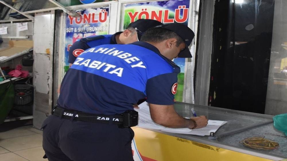 Şahinbey Belediyesi&rsquo;nden son kullanma tarihi ge&ccedil;miş &uuml;r&uuml;nlere ge&ccedil;it yok
