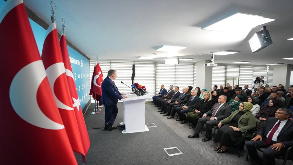 BBP Genel Başkanı Destici: "T&uuml;rk d&uuml;nyası birlikte inşa edilecek bir geleceğin ve ulaşacak kızıl elmanın adıdır"
