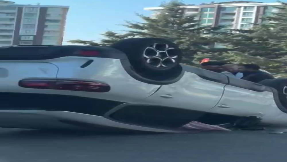 Diyarbakır’da araç takla attı: 1 yaralı
