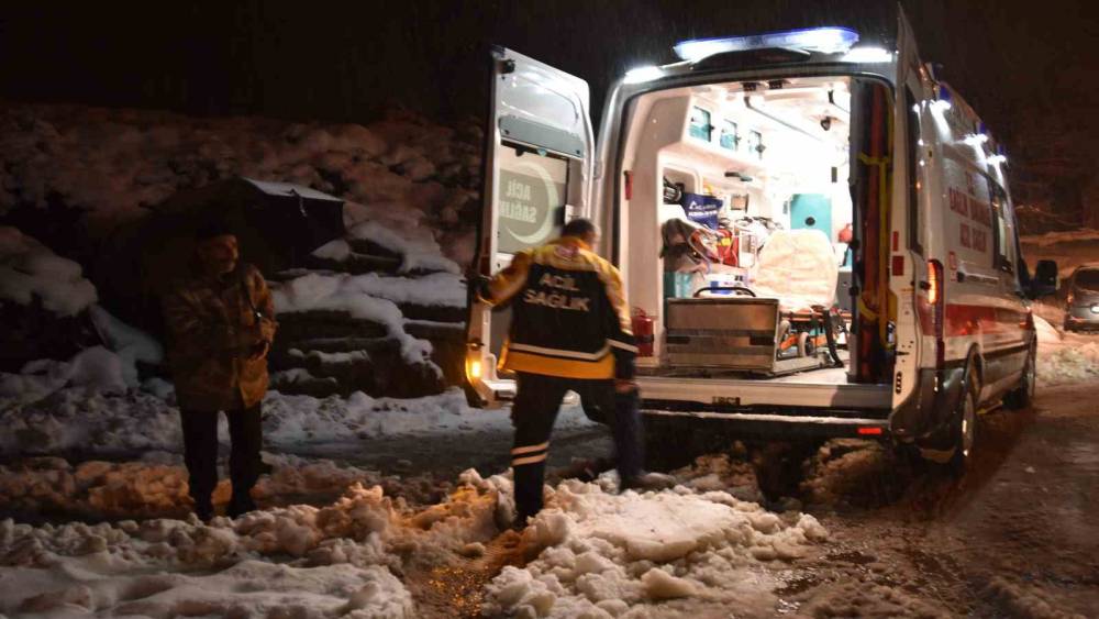 Ekipler 7 aylık bebek i&ccedil;in seferber oldu
