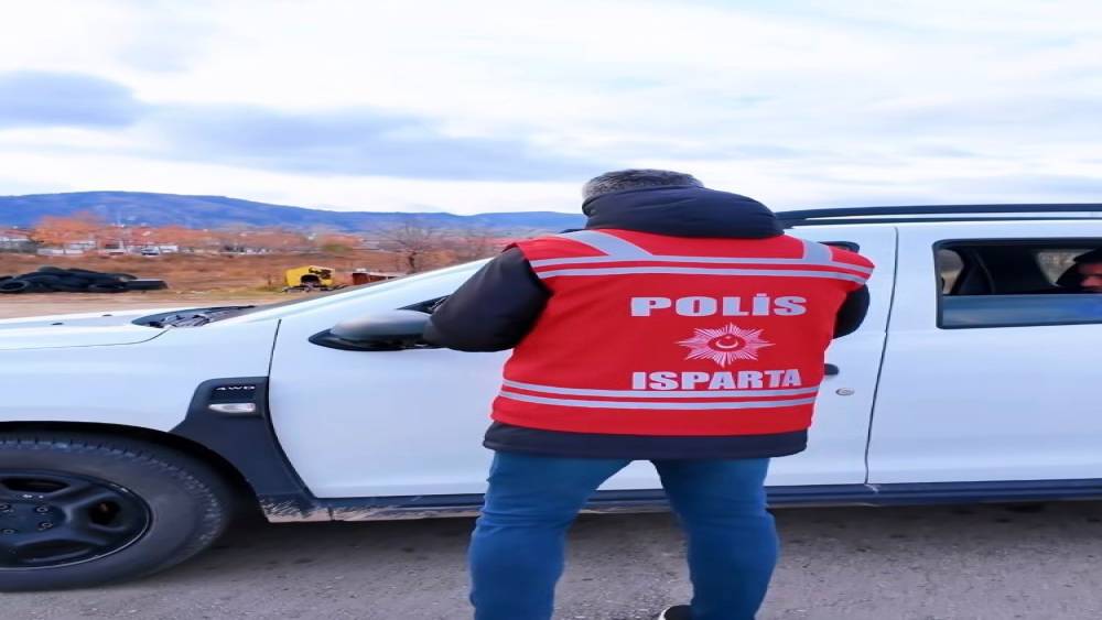 Isparta&rsquo;da 30 aranan şahıs yakalandı
