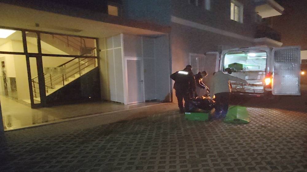 Kuşadası&rsquo;nda bir kişi evinde &ouml;l&uuml; bulundu
