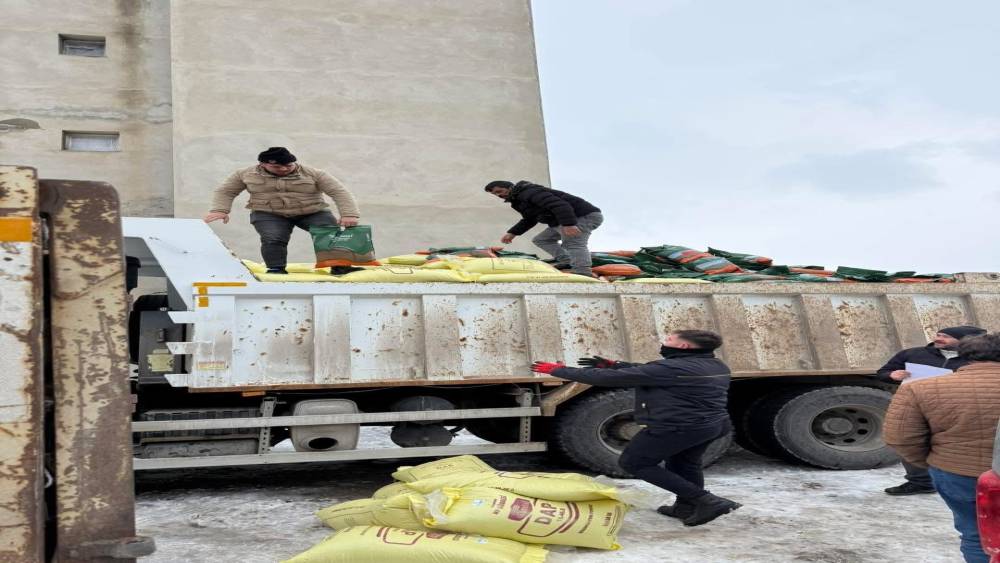 Demir&ouml;z&uuml;&rsquo;nde 210 &ccedil;ift&ccedil;iye tarımsal destek sağlandı

