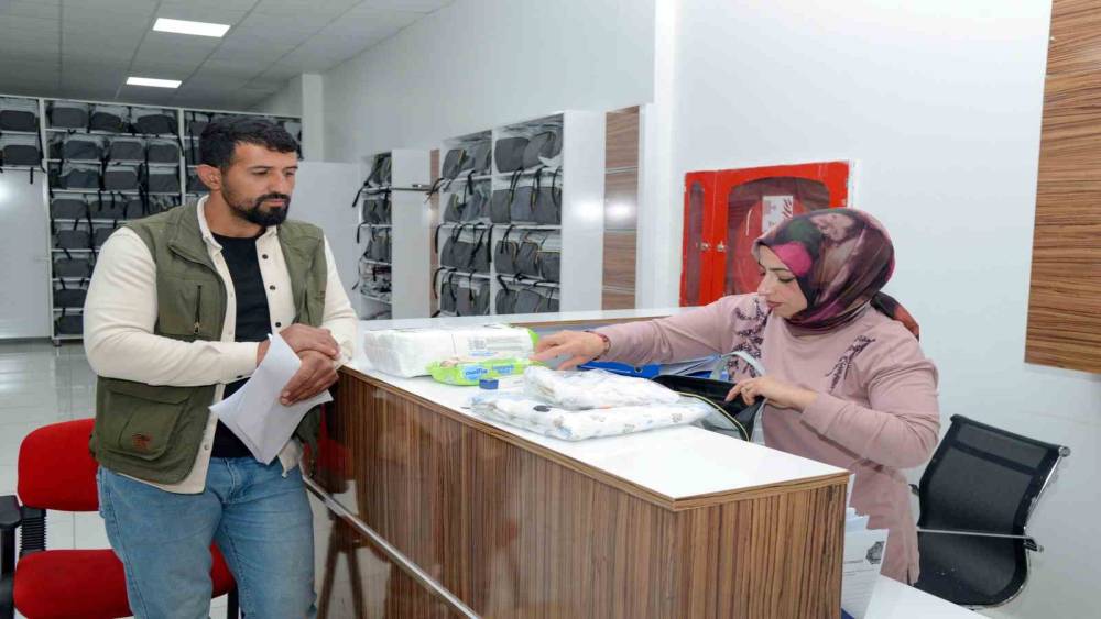 Diyarbakır&rsquo;da 2 bin 300 aileye yeni doğan destek paketi
