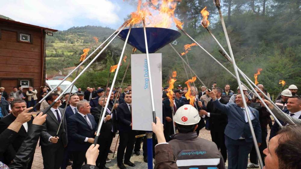 Dikmen&rsquo;de doğalgaz sevinci
