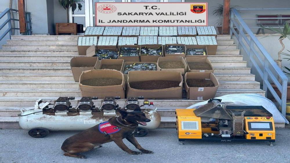 Jandarma ka&ccedil;ak&ccedil;ılığa ge&ccedil;it vermiyor: 3 g&ouml;zaltı
