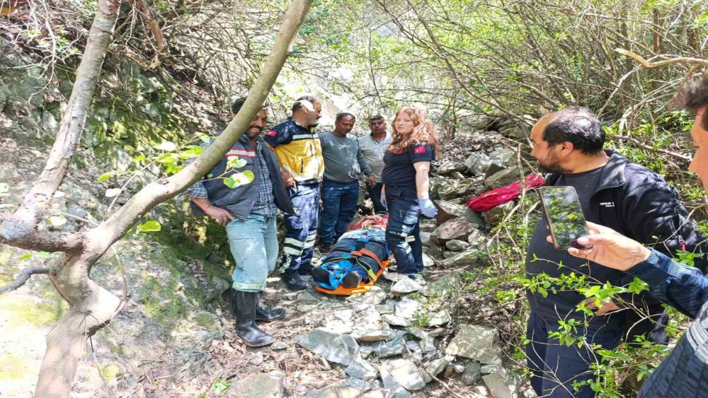Ormanlık alanda u&ccedil;urumdan d&uuml;şen vatandaş yaralandı
