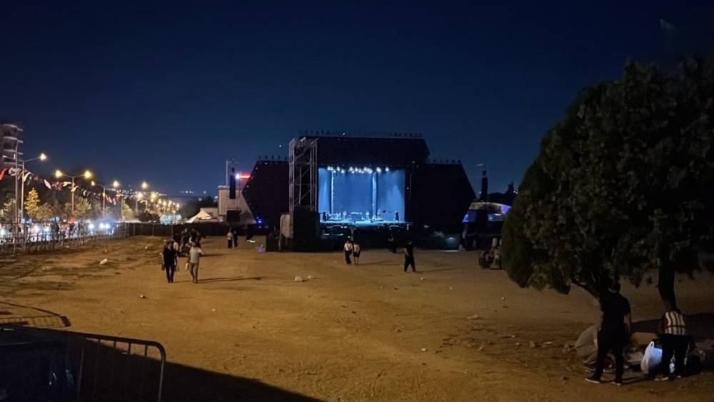 K&uuml;lt&uuml;r Yolu Festivali&rsquo;nde kan aktı: 2 yaralı
