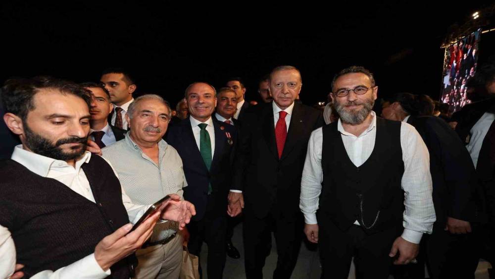 Başkan G&uuml;nd&uuml;z: &rsquo;&rsquo;Cumhurbaşkanı Erdoğan, şehit ve gazi ailelerinin de adayıdır&rsquo;&rsquo;
