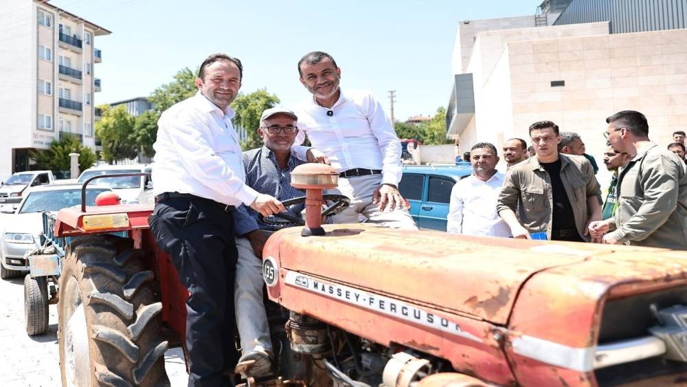 Denizli B&uuml;y&uuml;kşehirin yem dağıtımında ikinci hafta başladı
