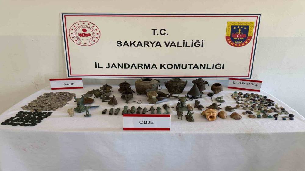 Evini ka&ccedil;ak m&uuml;zeye d&ouml;n&uuml;şt&uuml;ren şahıs yakalandı
