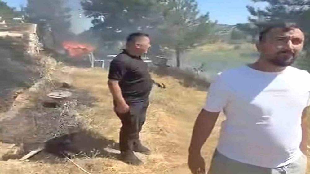 Emet&rsquo;teki yangın kontrol altına alındı, ormana sı&ccedil;raması &ouml;nlendi
