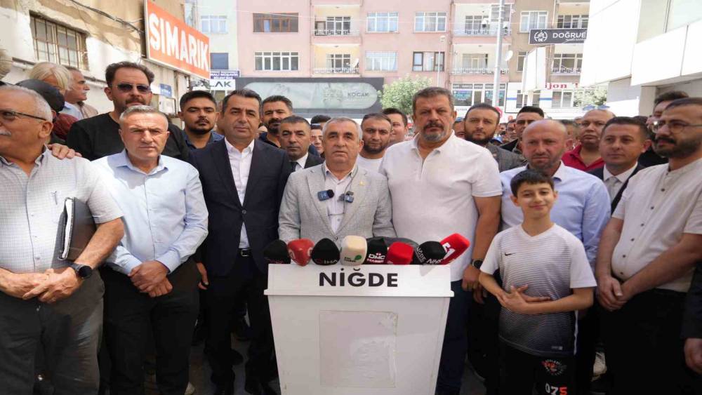 CHP Niğde&rsquo;de toplu istifa: 5 bin 300 &uuml;yenin partiden ayrıldığı a&ccedil;ıklandı
