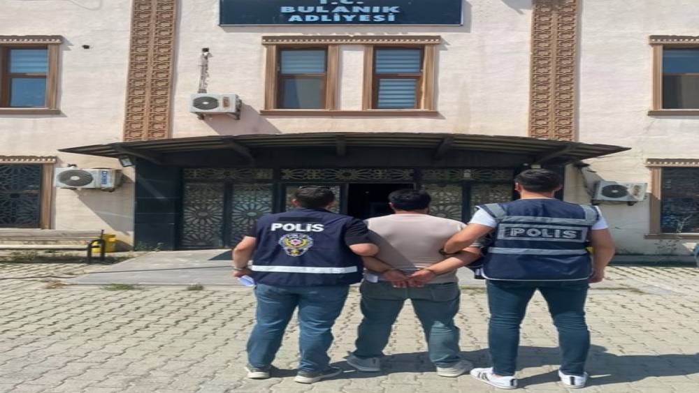 Muş&rsquo;ta 3 yıl 9 ay hapis cezasıyla aranan h&uuml;k&uuml;ml&uuml; yakalandı

