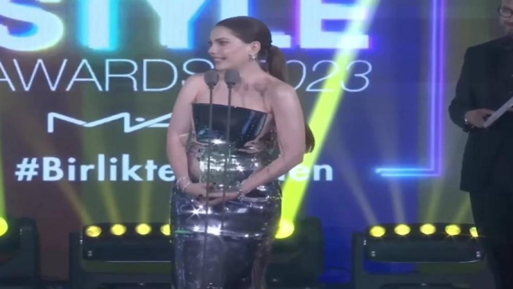 Berna La&ccedil;in: "Takılma Haluk Levent, yazanlara uğraşanlara kıymetli vaktini harcama, icraata devam"
