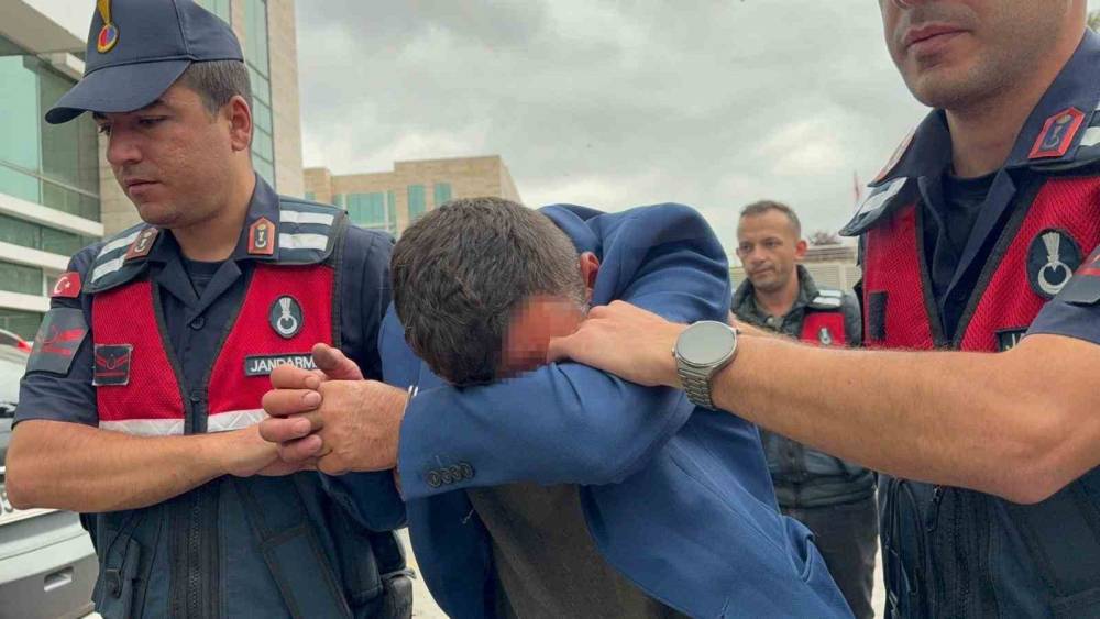 Eşini &ouml;ld&uuml;rd&uuml;ğ&uuml; iddiasıyla yargılanan sanık: "Bir anlık &ouml;fke ile olay meydana geldi"
