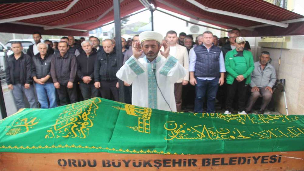 Ordu&rsquo;da cesedi denizde bulunan balık&ccedil;ı toprağa verildi
