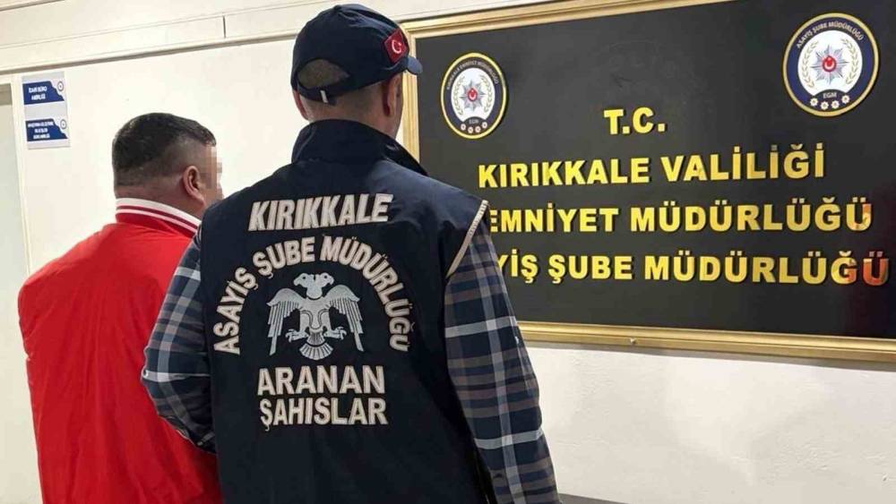 Kırıkkale&rsquo;de aranan 2 h&uuml;k&uuml;ml&uuml; yakalandı

