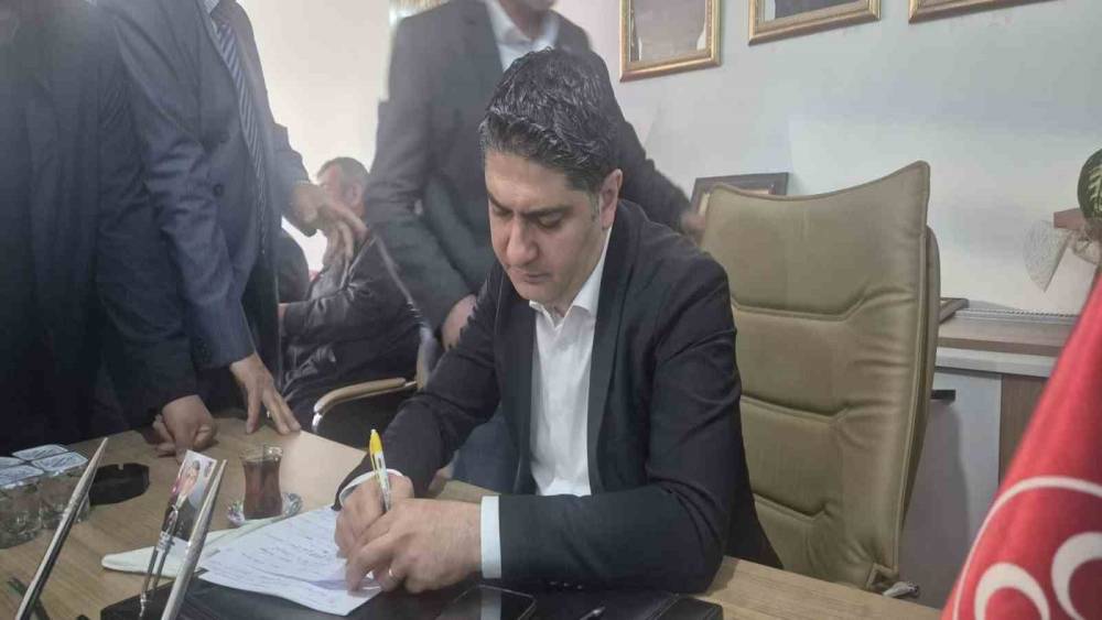 MHP&rsquo;li &Ouml;zdemir&rsquo;den Sarız&rsquo;a bayram hediyesi
