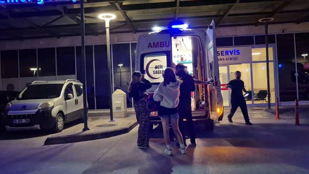 Kazada yaralanan gen&ccedil; kurtarılamadı
